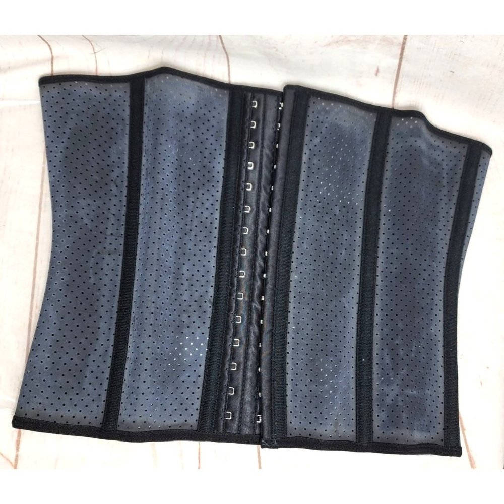 Achieve Your Ideal Waistline with XL Black Adjustable Breathable Waist Trainer
